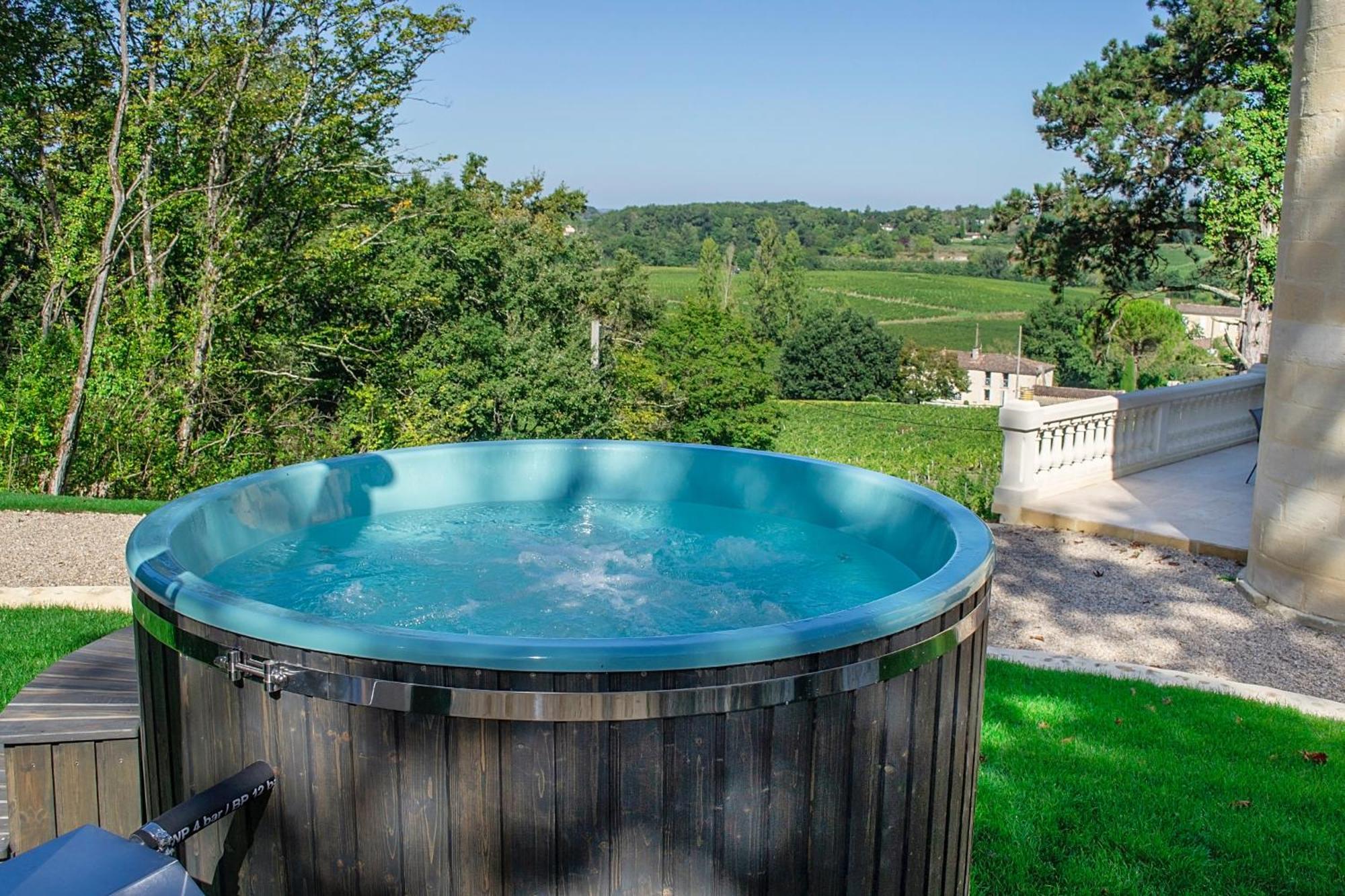 La Reserve Du Chateau De Roques Puisseguin Bagian luar foto